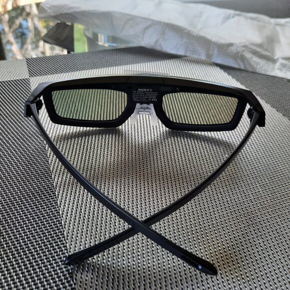 SONY TDG-BT400A 3D Glasses Active SET OF 4 - Picture 4 of 7